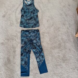 NWOT- Under Armor Blue Patterned Activewear Set